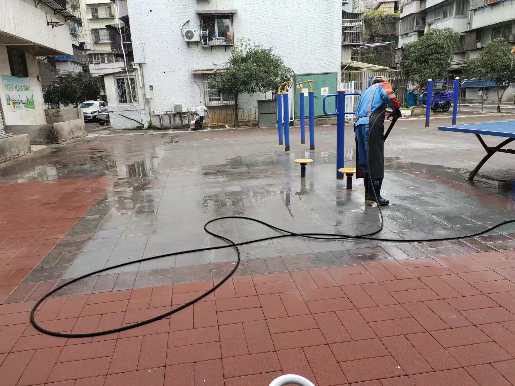 777d2c04991b4a3915e24a0381b07f4